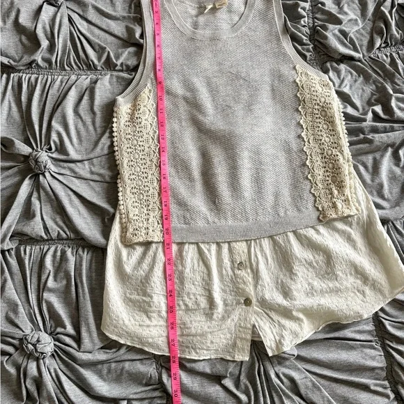 Anthropologie Gray and Cream Lace Trim Tank Top - Picture 8 of 9